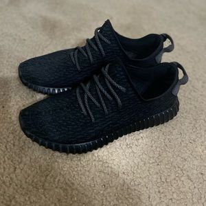 Yeezy boost 350 ‘Pirate Black’